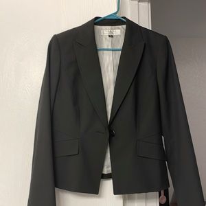 Tahari business suit
